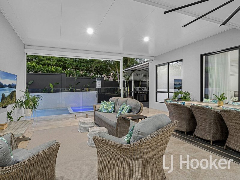 Photo - 11 Orcades Road, Yeronga QLD 4104 - Image 10