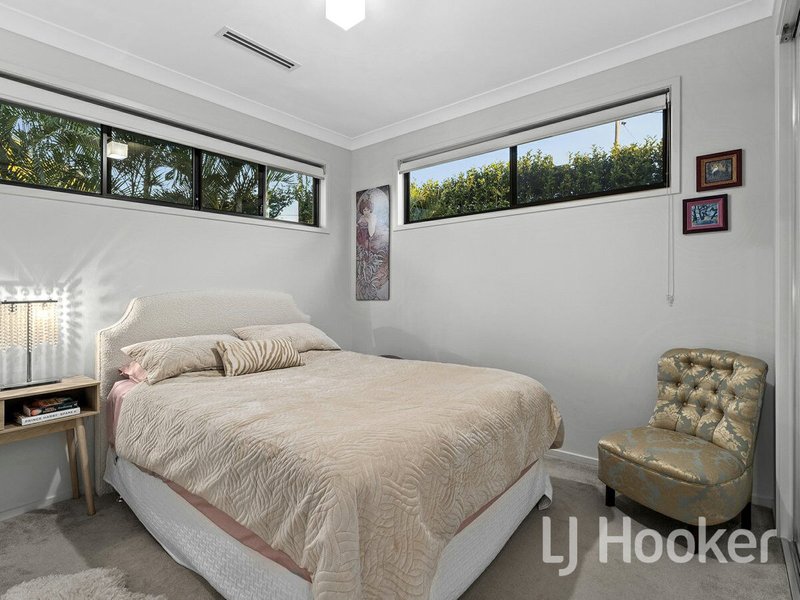 Photo - 11 Orcades Road, Yeronga QLD 4104 - Image 19