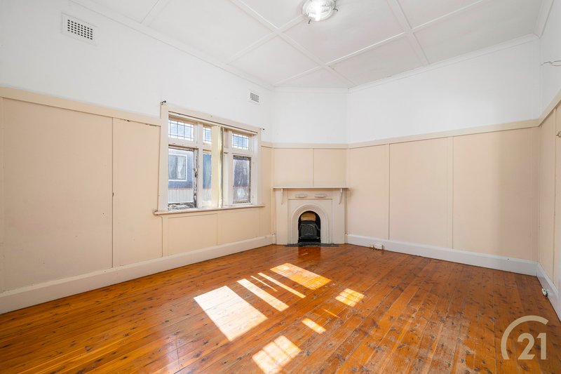 Photo - 11 Orchard Road, Fairfield NSW 2165 - Image 3