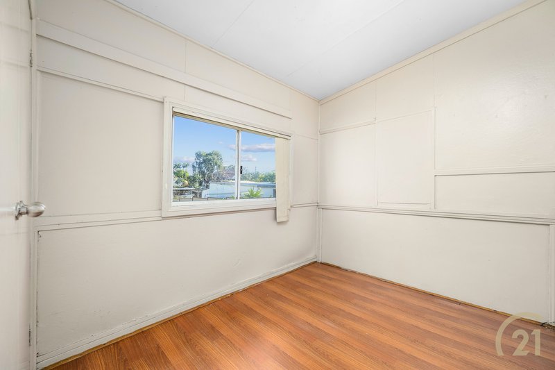 Photo - 11 Orchard Road, Fairfield NSW 2165 - Image 7