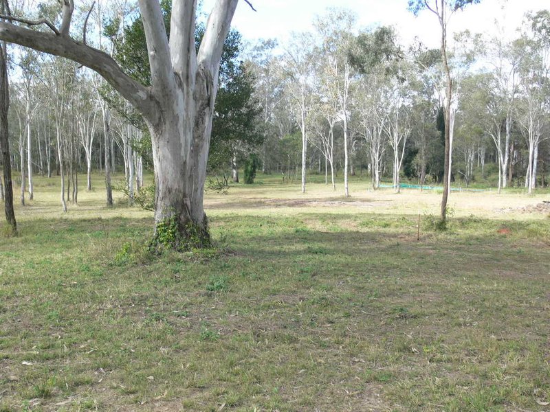 Photo - 11 Outlook Drive, Esk QLD 4312 - Image 3