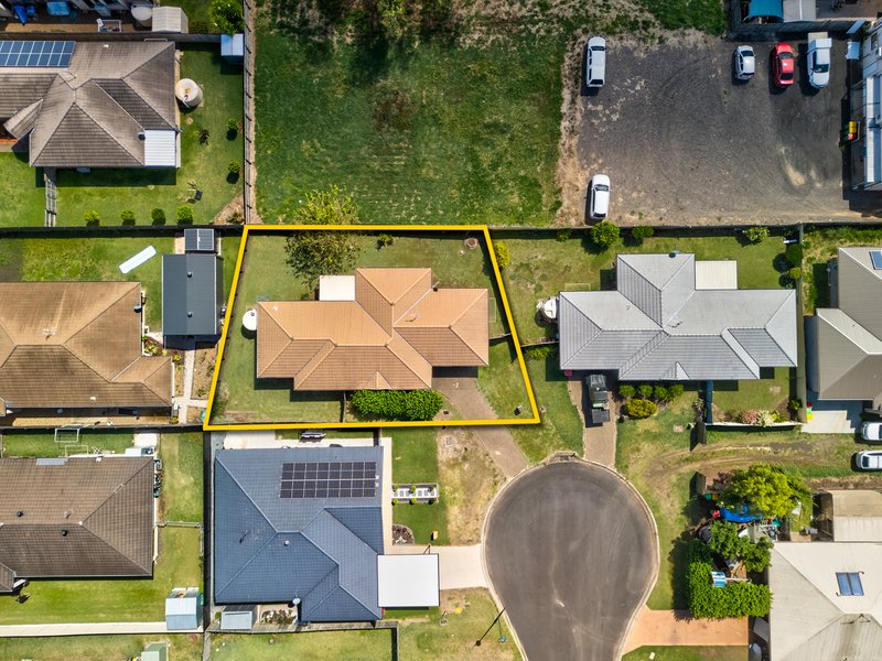 Photo - 11 Oxford Crt , Laidley QLD 4341 - Image 18