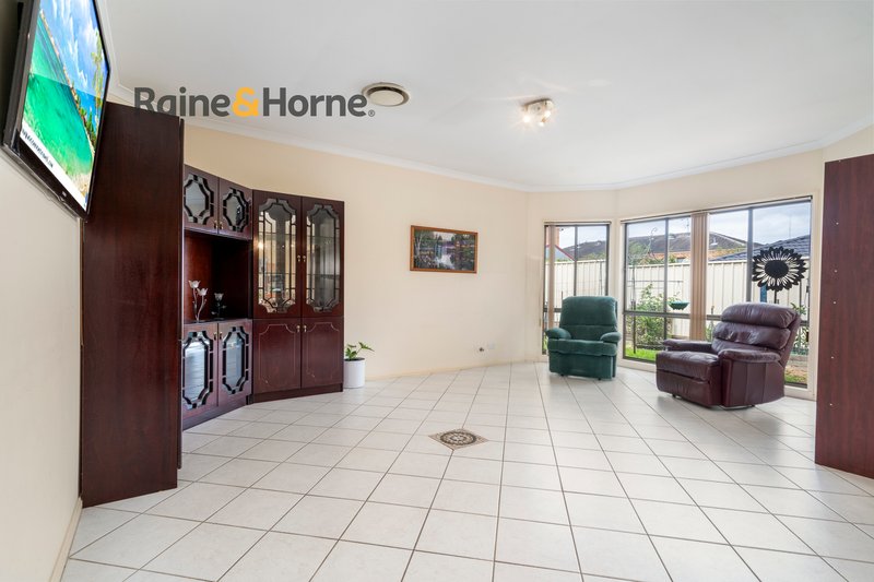 Photo - 11 Padua Close, Prestons NSW 2170 - Image 7