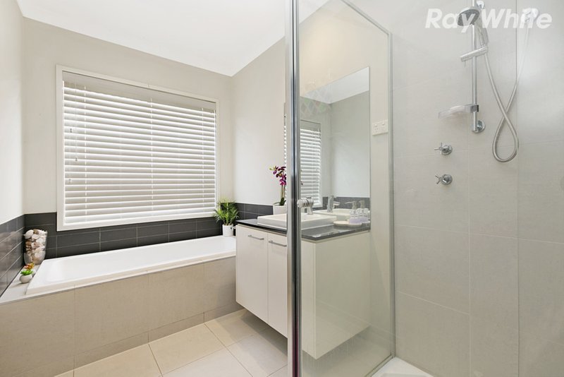 Photo - 11 Page Close, Pakenham VIC 3810 - Image 10