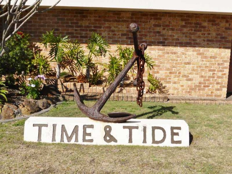 1/1 Palm Street 'Time & Tide' , Tuncurry NSW 2428