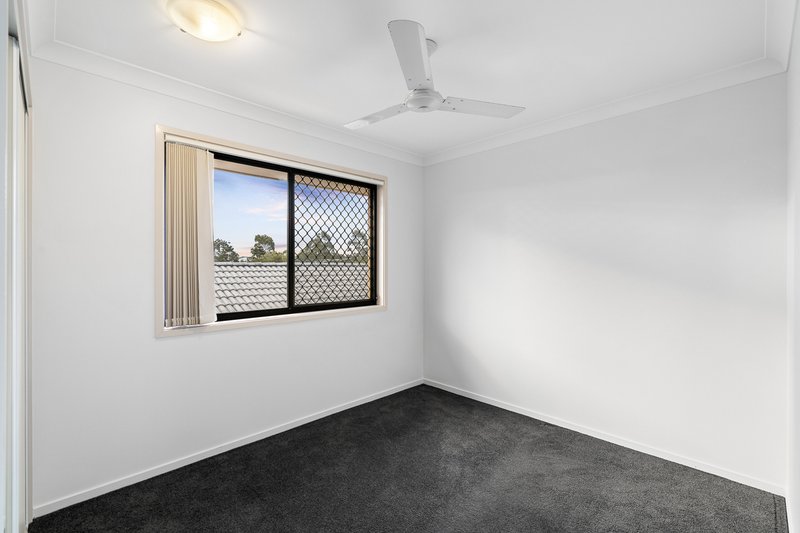 Photo - 11 Palmer Street, North Lakes QLD 4509 - Image 20