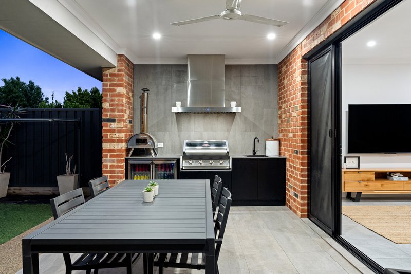 Photo - 11 Pape Avenue, Seaton SA 5023 - Image 24