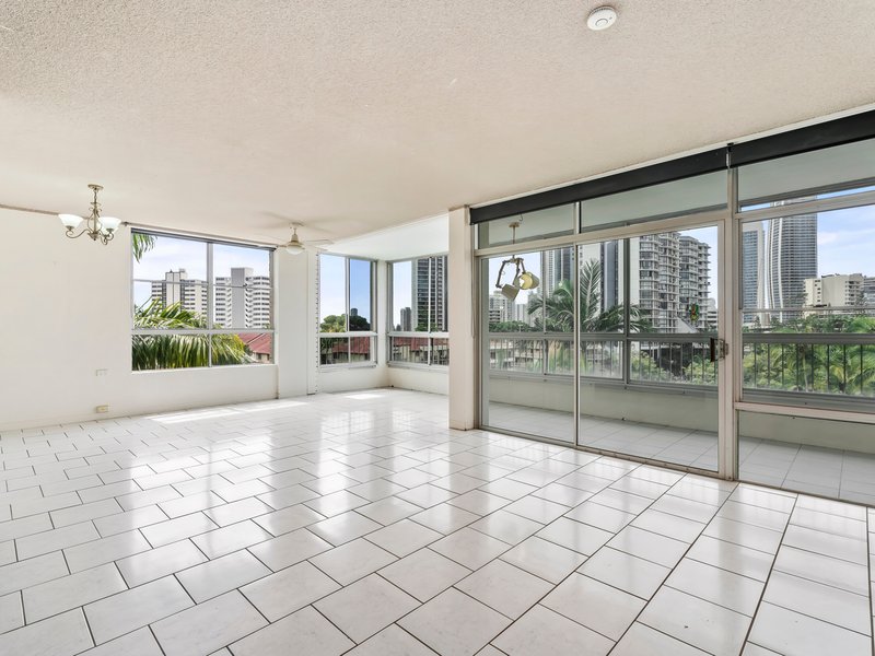 Photo - 11 Paradise Island, Surfers Paradise QLD 4217 - Image 4