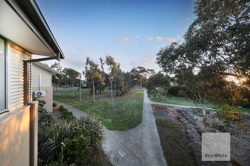 Photo - 11 Parkfield Walk, Westmeadows VIC 3049 - Image 23