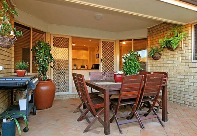 Photo - 11 Parkside Place, Forest Lake QLD 4078 - Image 8