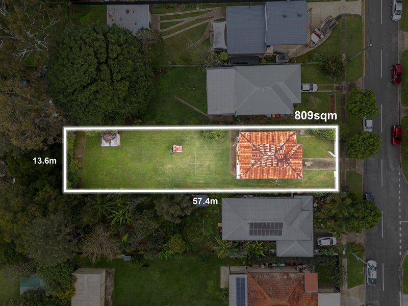 Photo - 11 Pascoe Street, Mitchelton QLD 4053 - Image 2