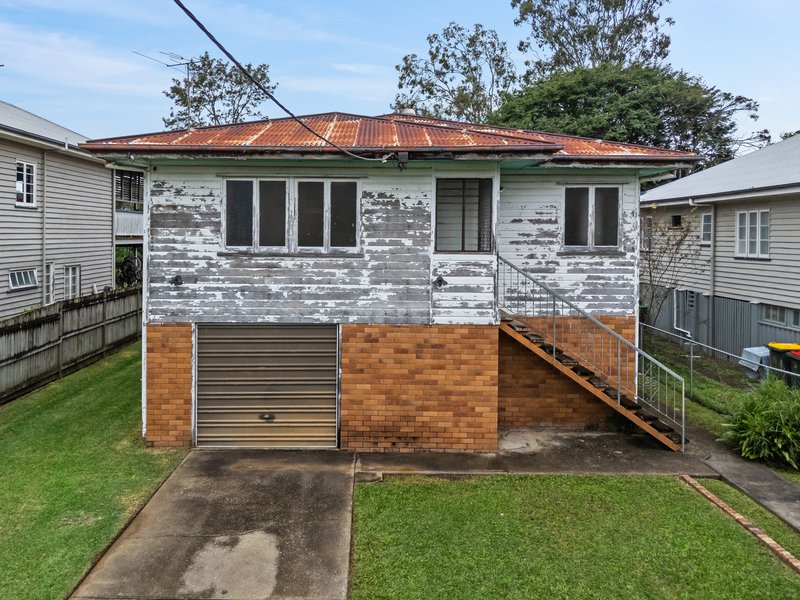 Photo - 11 Pascoe Street, Mitchelton QLD 4053 - Image 3