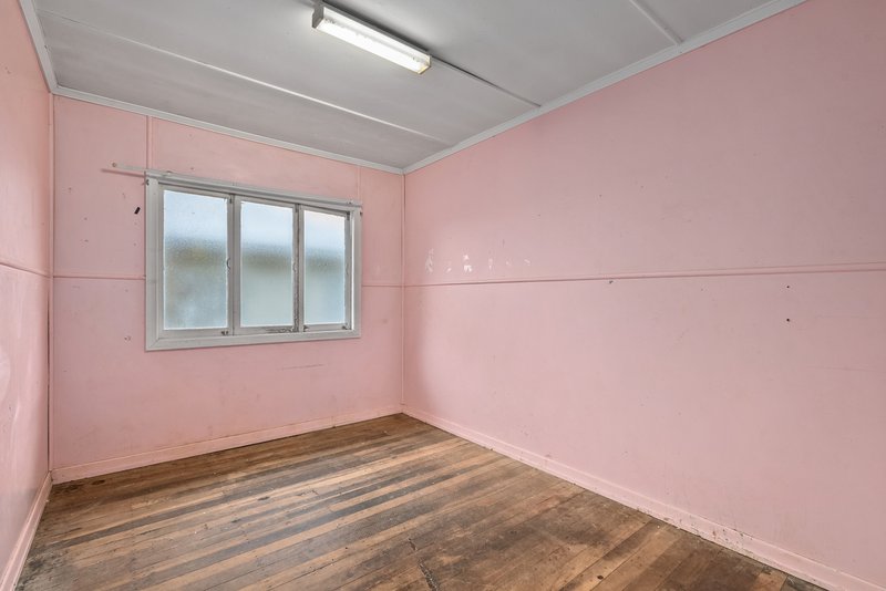 Photo - 11 Pascoe Street, Mitchelton QLD 4053 - Image 22
