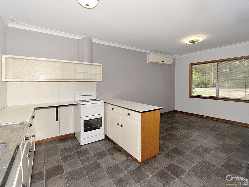 Photo - 11 Paterson Road, Pinjarra WA 6208 - Image 3