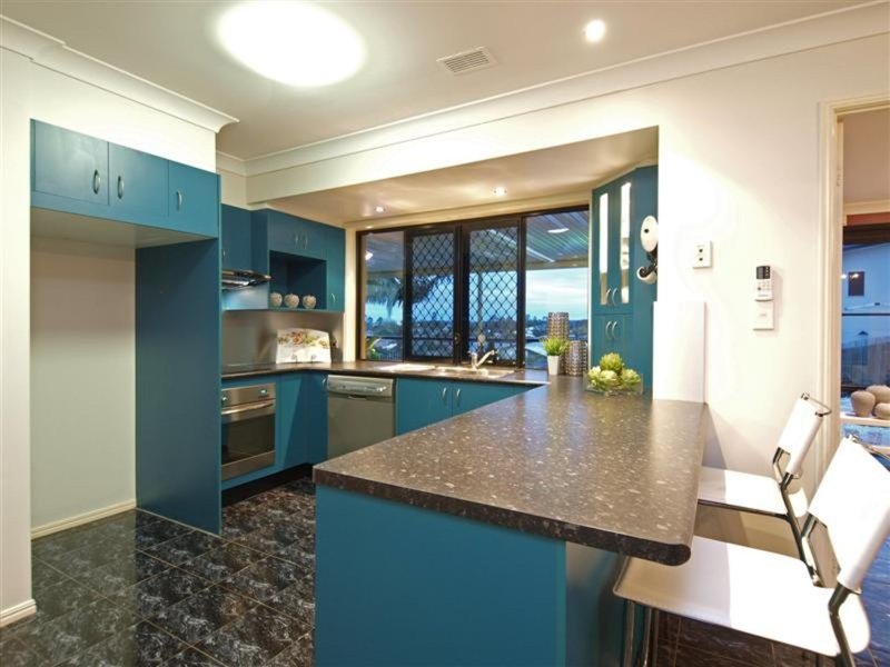 Photo - 11 Peace Court, Eatons Hill QLD 4037 - Image 11