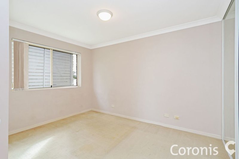 Photo - 1/1 Peach Street, Greenslopes QLD 4120 - Image 5