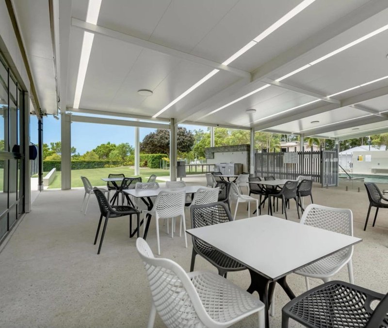 Photo - 11 Pendragon Drive, Coomera Waters QLD 4209 - Image 18