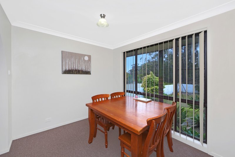 Photo - 11 Penguin Road, Blue Haven NSW 2262 - Image 4