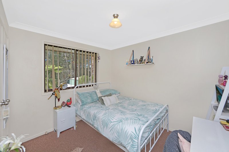 Photo - 11 Penguin Road, Blue Haven NSW 2262 - Image 7