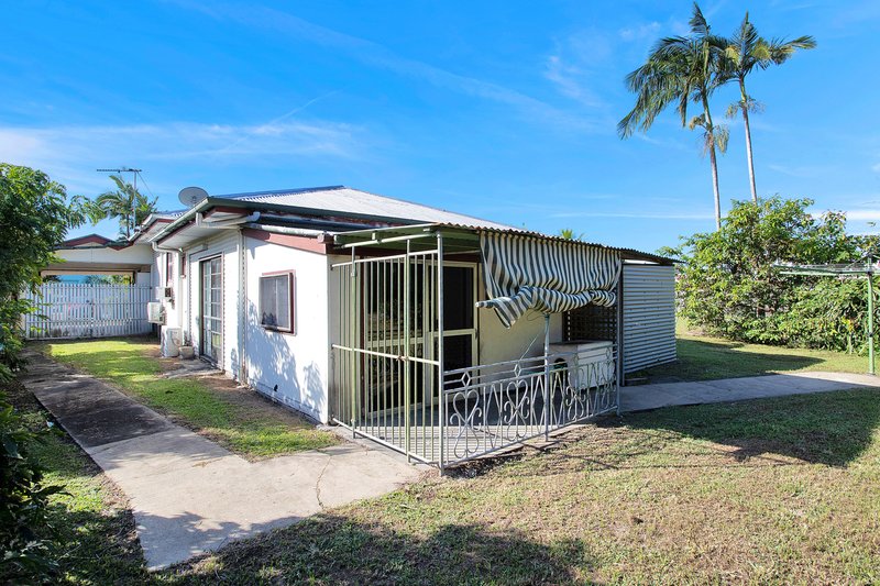 Photo - 11 Penn Street, South Mackay QLD 4740 - Image 16