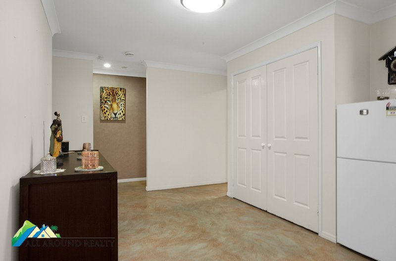 Photo - 11 Penshurst Street, Caboolture South QLD 4510 - Image 6