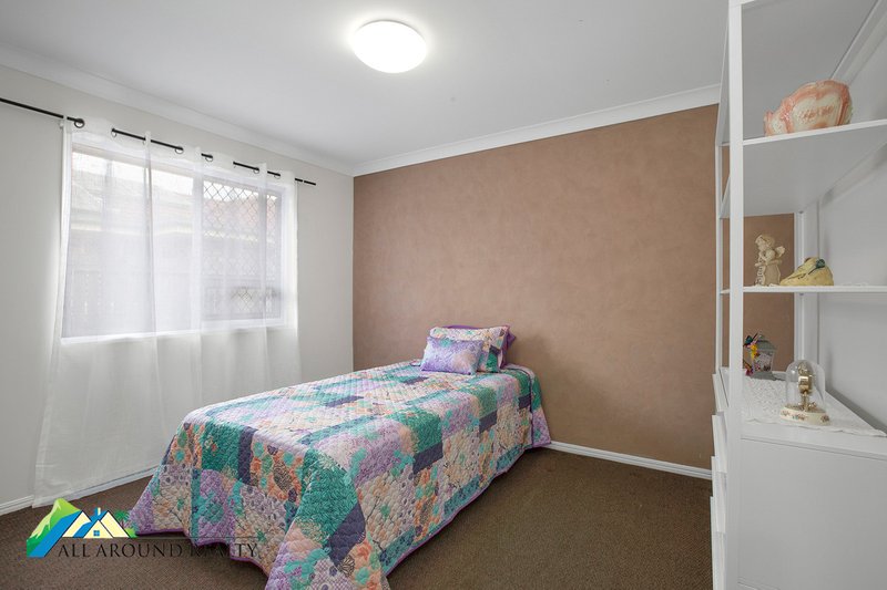 Photo - 11 Penshurst Street, Caboolture South QLD 4510 - Image 10