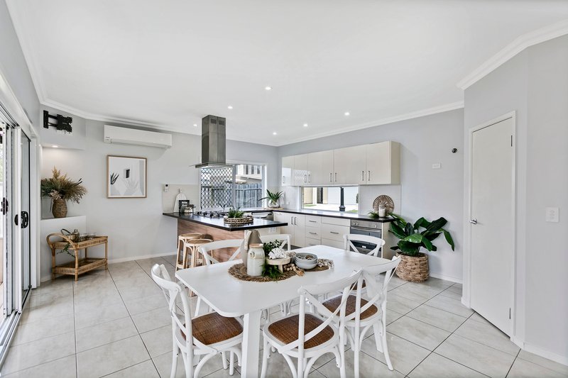 Photo - 11 Pepper Tree Circuit, Maroochydore QLD 4558 - Image 6