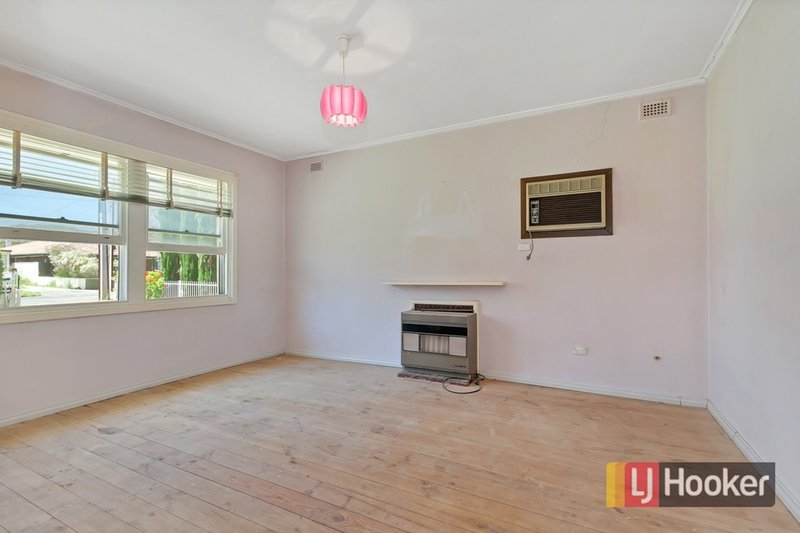 Photo - 11 Perry Avenue, Daw Park SA 5041 - Image 3