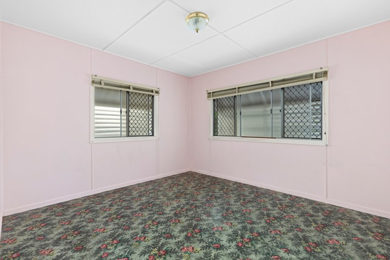 Photo - 11 Pershing Street, Keperra QLD 4054 - Image 7