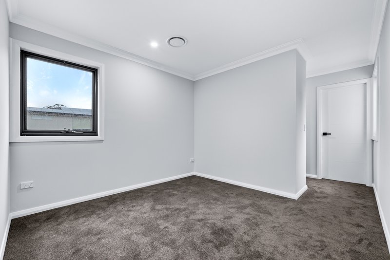 Photo - 11 Peters Road, Edmondson Park NSW 2174 - Image 12