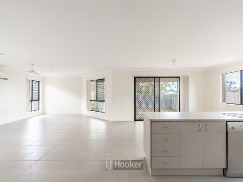 Photo - 11 Phillips Lane, Drewvale QLD 4116 - Image 4