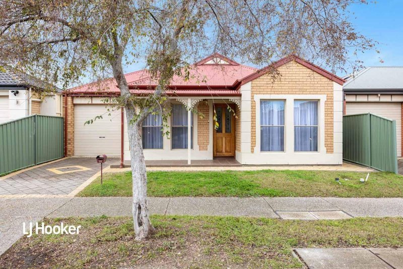 Photo - 11 Phillipson Circuit, Mawson Lakes SA 5095 - Image