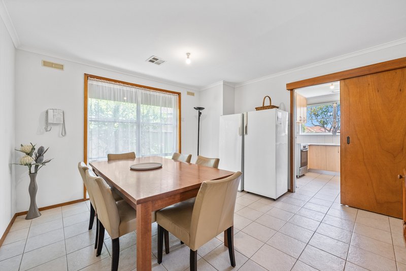 Photo - 11 Pickersgill Avenue, Sunshine West VIC 3020 - Image 5