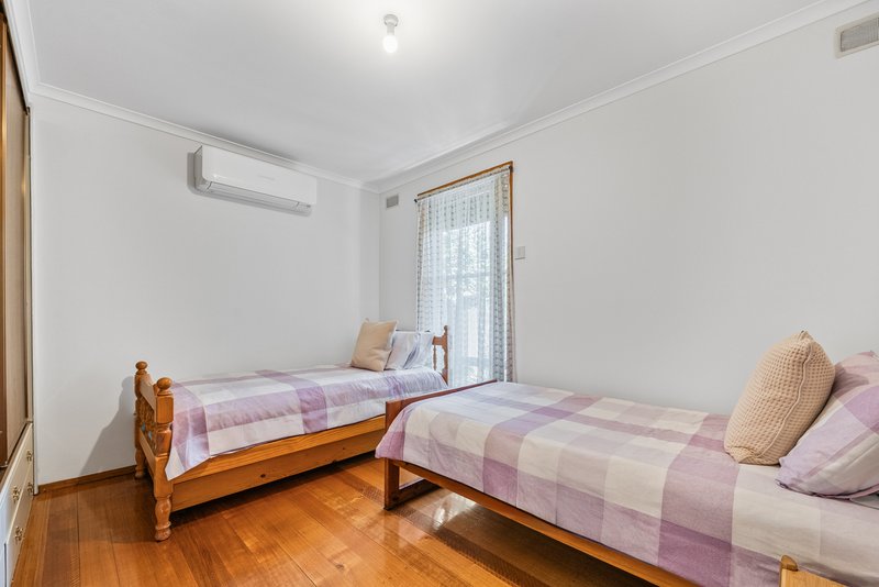 Photo - 11 Pickersgill Avenue, Sunshine West VIC 3020 - Image 6