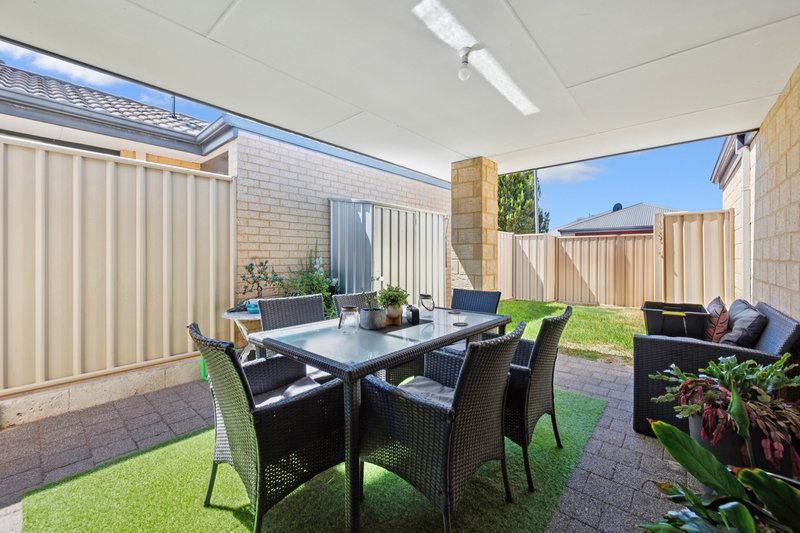 Photo - 11 Piesley Street, Hammond Park WA 6164 - Image 25
