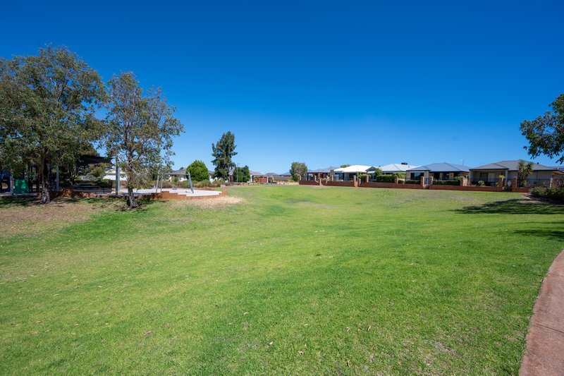 Photo - 11 Piesley Street, Hammond Park WA 6164 - Image 29