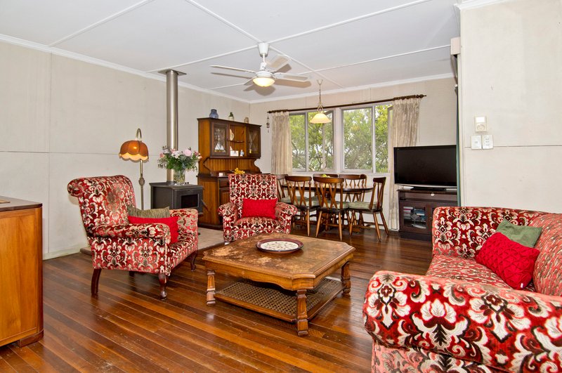 Photo - 11 Pine Avenue, Beenleigh QLD 4207 - Image 4