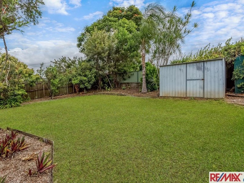 Photo - 11 Pinegrove St , Nerang QLD 4211 - Image 11