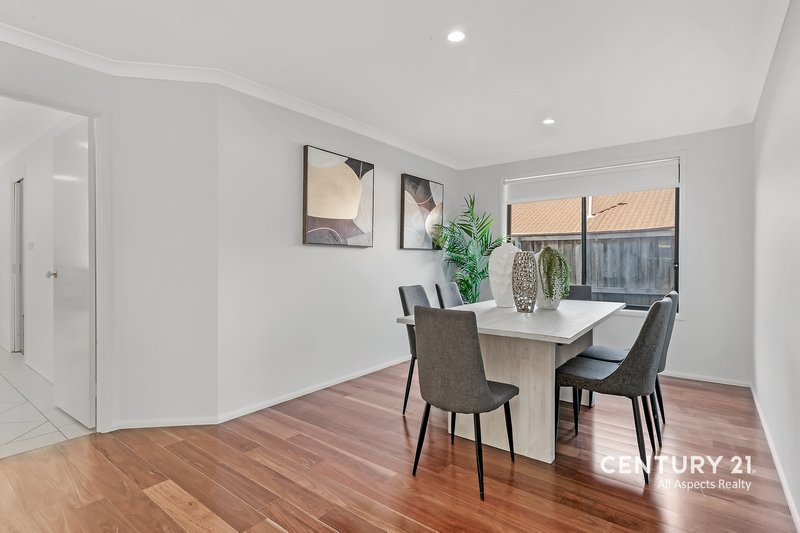 Photo - 11 Pinehurst Avenue, Rouse Hill NSW 2155 - Image 6