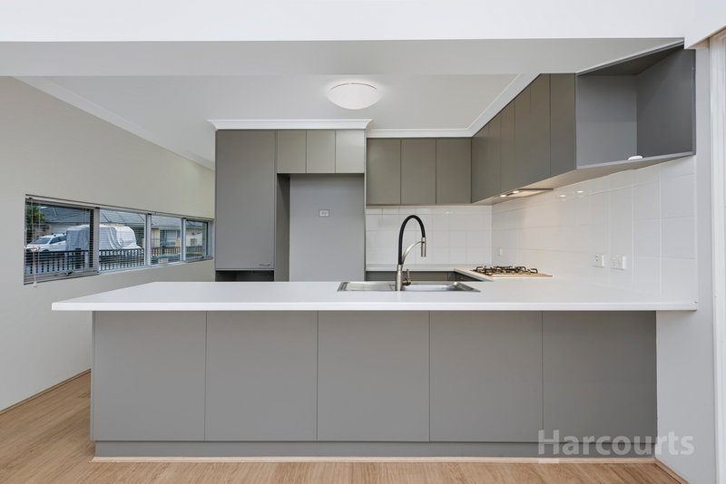 Photo - 11 Pingle Drive, Greenfields WA 6210 - Image 5