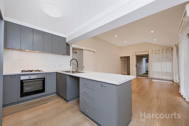 Photo - 11 Pingle Drive, Greenfields WA 6210 - Image 7