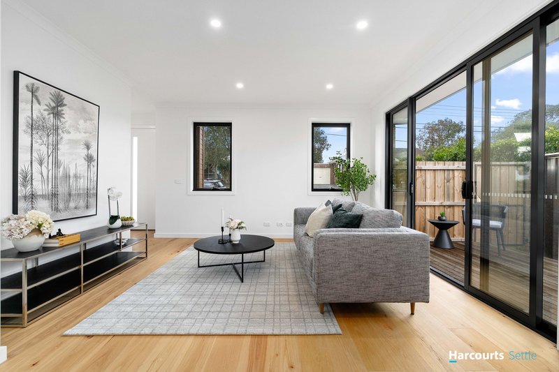 Photo - 1/1 Pinnacle Avenue, Ferntree Gully VIC 3156 - Image 3