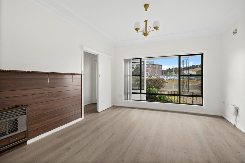 Photo - 11 Pioneer Drive, Oak Flats NSW 2529 - Image 3
