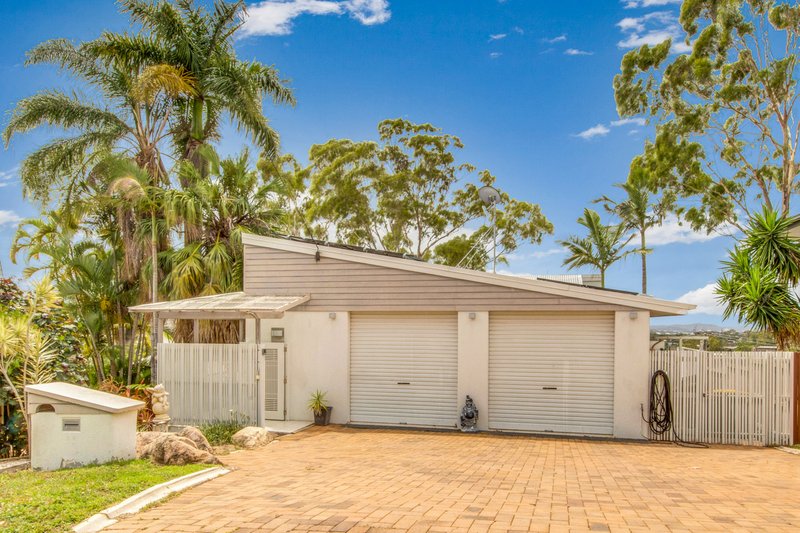 Photo - 11 Piper Street, West Gladstone QLD 4680 - Image 21