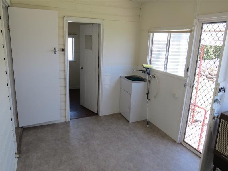 Photo - 11 Poole Street, Werris Creek NSW 2341 - Image 8