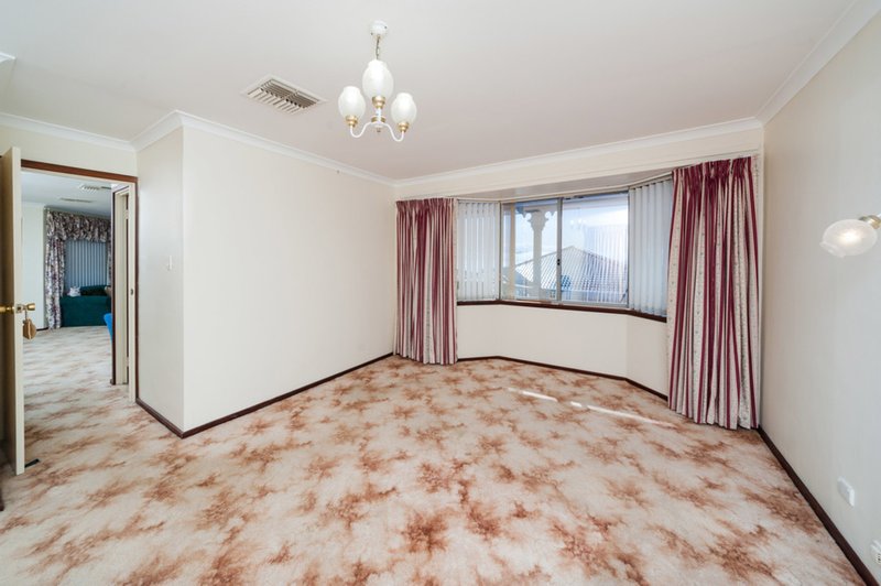 Photo - 11 Porpoise Court, Coogee WA 6166 - Image 12