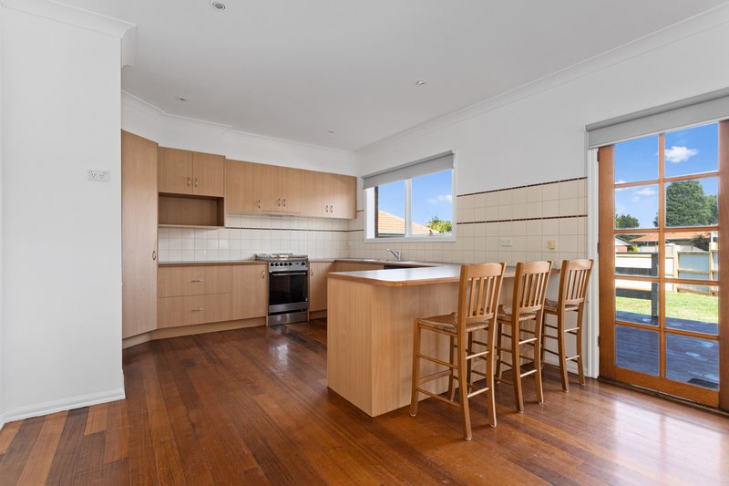 Photo - 11 Porsche Court, Epping VIC 3076 - Image 7