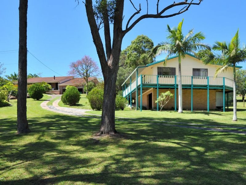 11 Poynten Drive, Emerald Beach NSW 2456