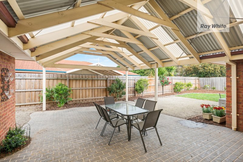 Photo - 11 Premier Avenue, South Morang VIC 3752 - Image 4