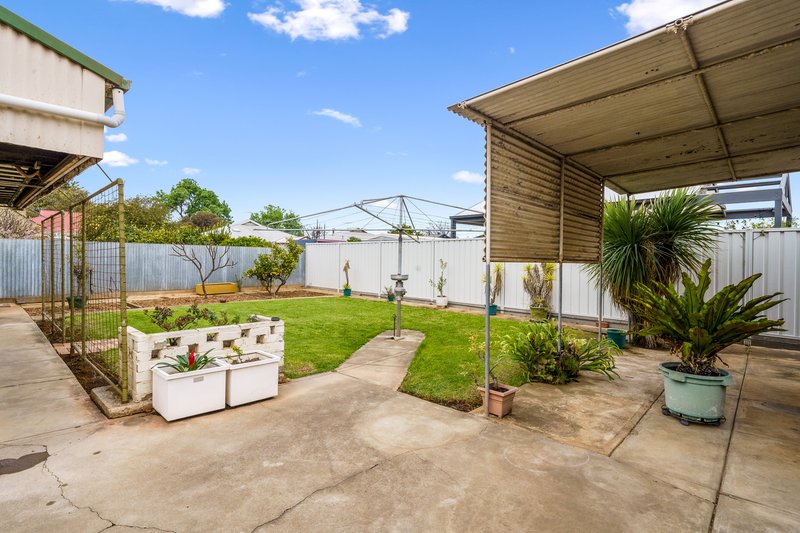 Photo - 11 Price Weir Avenue, Allenby Gardens SA 5009 - Image 12